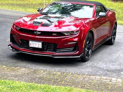 Used 2024 Chevrolet Camaro SS RWD image 2
