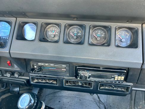 Used 1992 Jeep Wrangler 4WD image 8