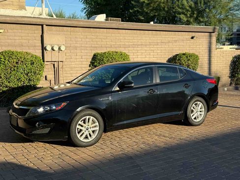 Used 2011 Kia Optima LX w/ Convenience Pkg image 11