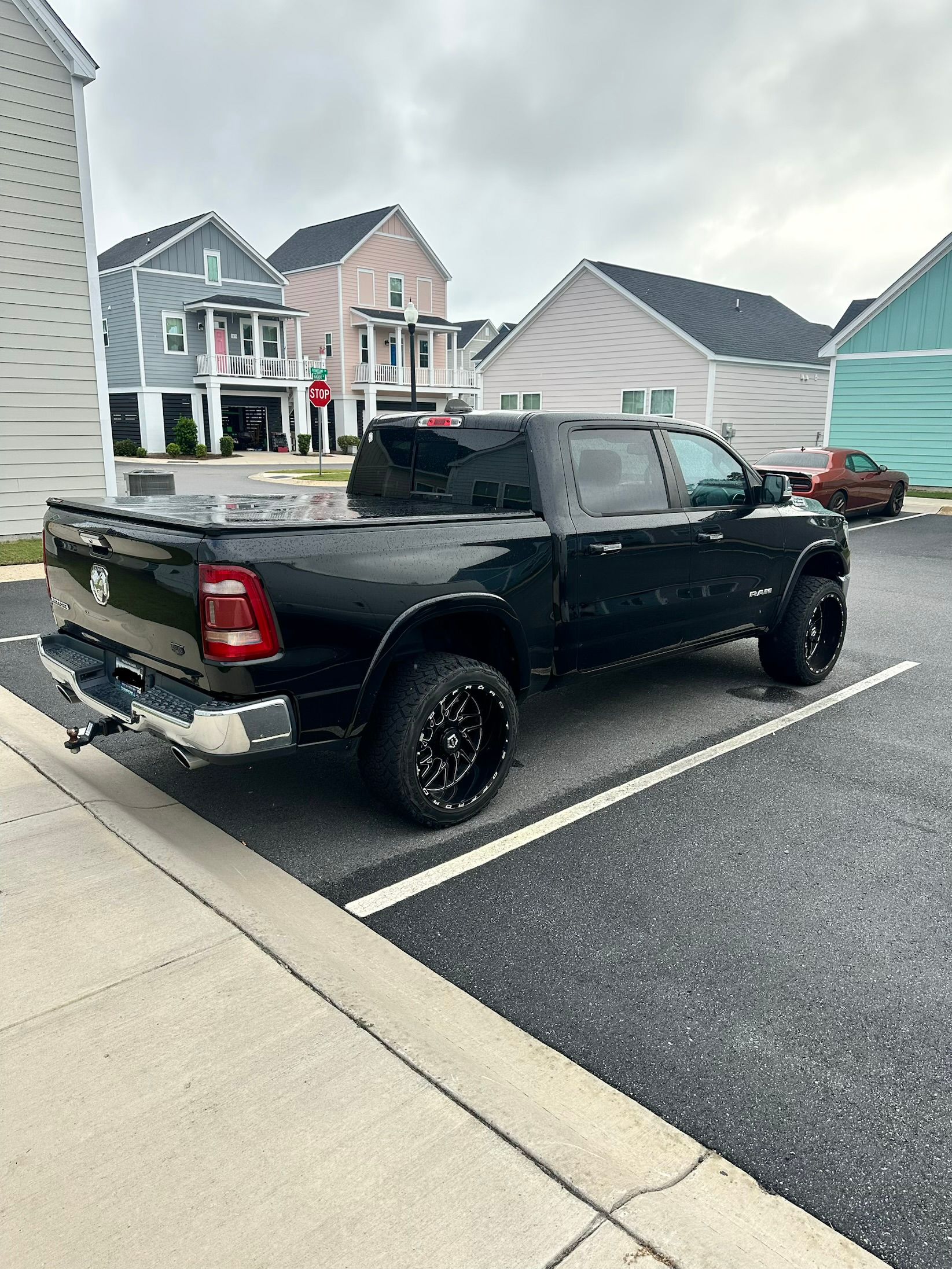 Used 2020 RAM 1500 Laramie RWD image 4