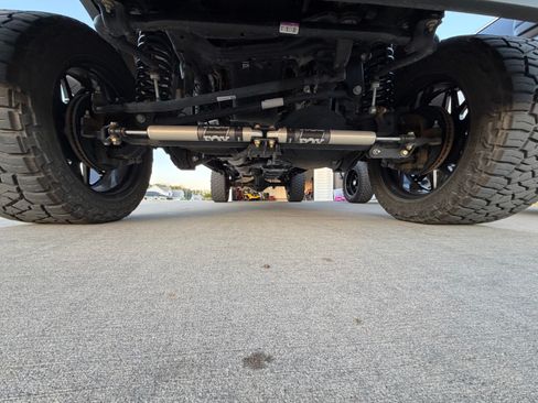 Used 2025 RAM 3500 Limited AWD/4WD image 12
