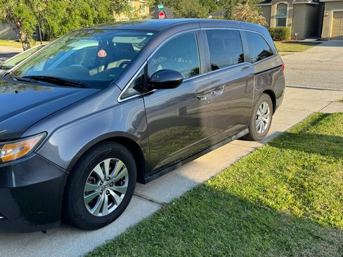 Used 2015 Honda Odyssey EX image 2