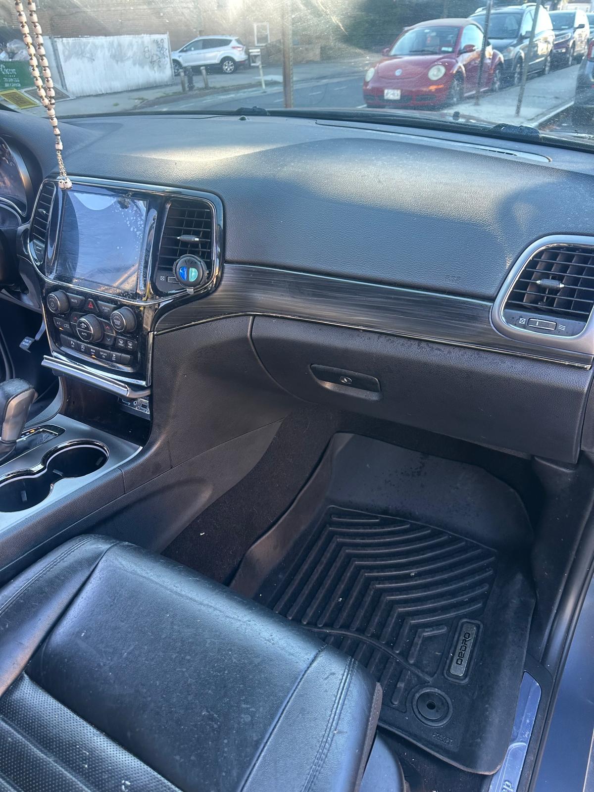 Used 2019 Jeep Grand Cherokee Limited X AWD/4WD image 9