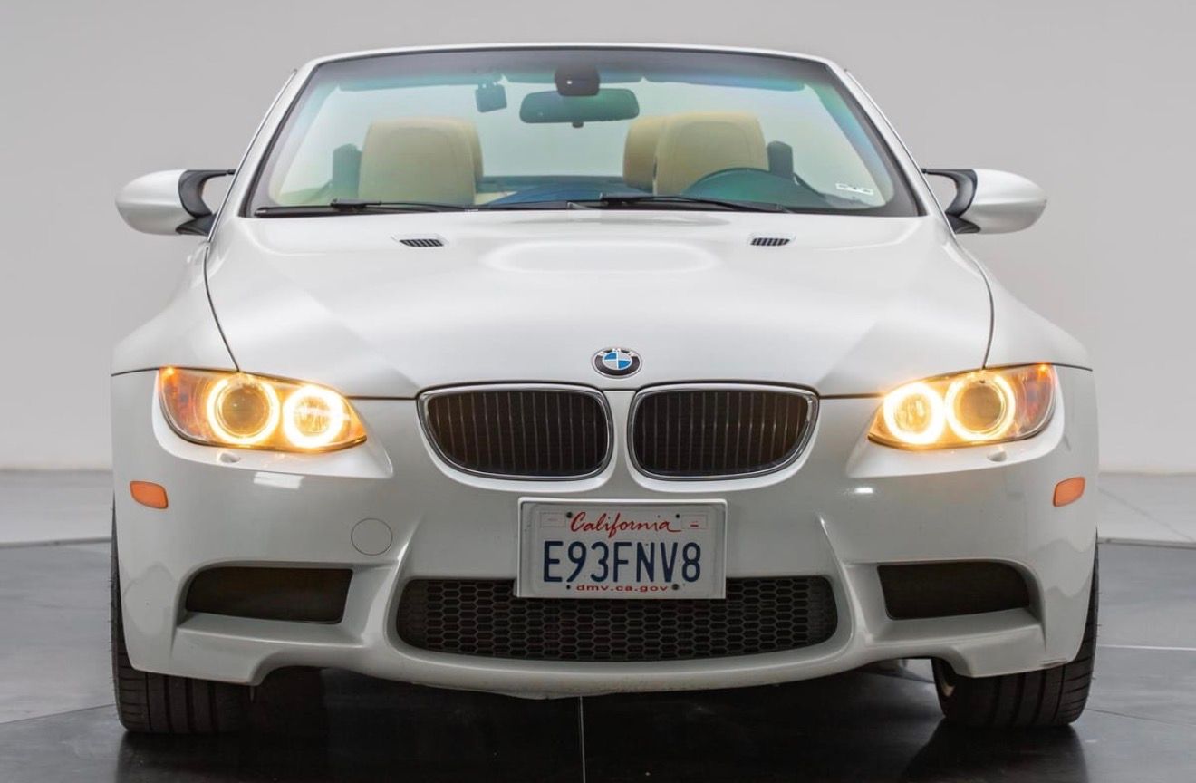 Used 2011 BMW M3 Convertible RWD image 2