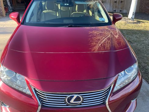 Used 2014 Lexus ES 300h image 1