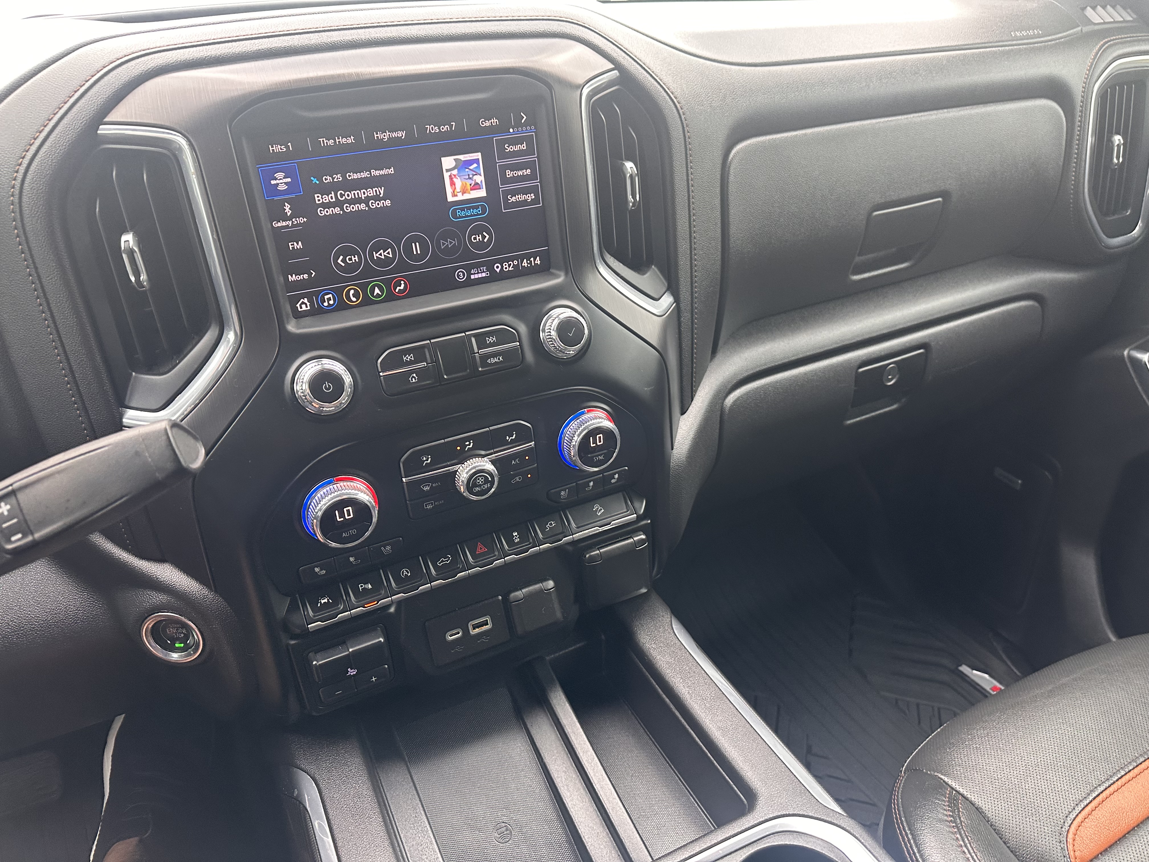 Used 2020 GMC Sierra 1500 AT4 w/ AT4 Premium Package AWD/4WD image 17