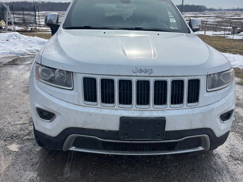 Used 2014 Jeep Grand Cherokee Limited w/ Trailer Tow Group IV image 2