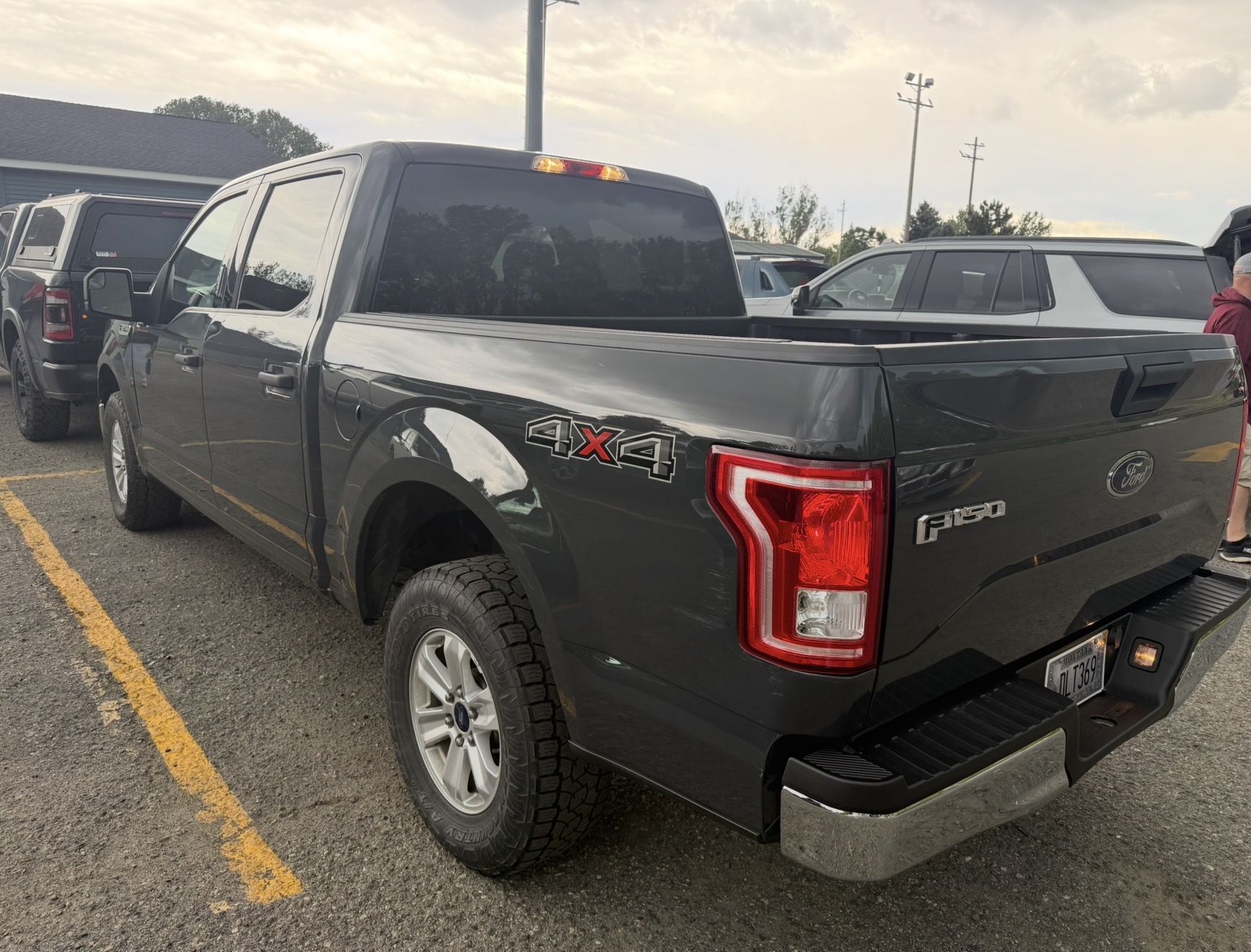 Used 2017 Ford F150 XLT AWD/4WD image 14