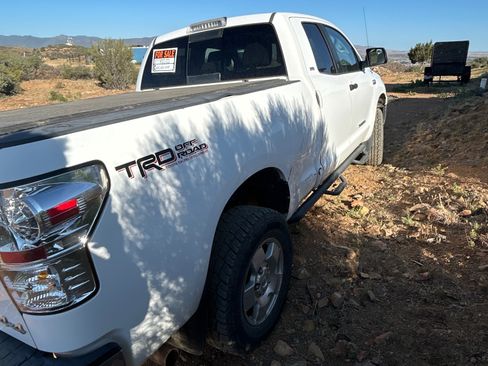 Used 2010 Toyota Tundra 4x4 Double Cab image 5