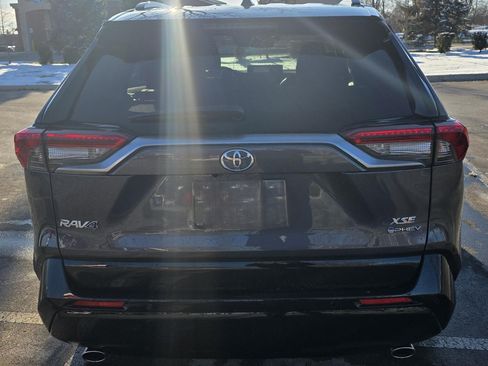 Used 2025 Toyota RAV4 XSE w/ Premium Package image 2