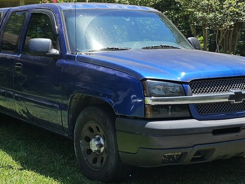 Used 2003 Chevrolet Silverado 1500 LS RWD image 2