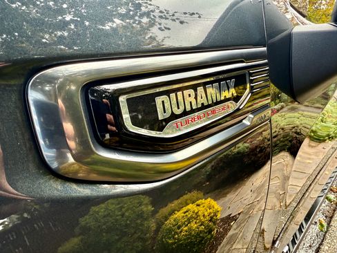 Used 2021 GMC Sierra 1500 AT4 w/ Technology Package image 8