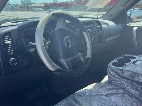 Used 2013 GMC Sierra 1500 SLE w/ Power Tech Package image 8