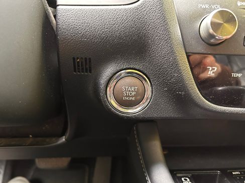 Used 2018 Lexus RX 350L FWD w/ Premium Package image 15