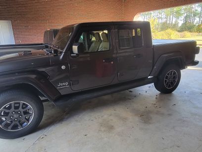 Used 2021 Jeep Gladiator Overland w/ Popular Equipment Package