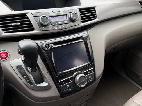 Used 2015 Honda Odyssey Touring image 16