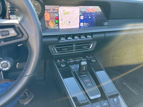 Used 2022 Porsche 911 Carrera 4S image 14