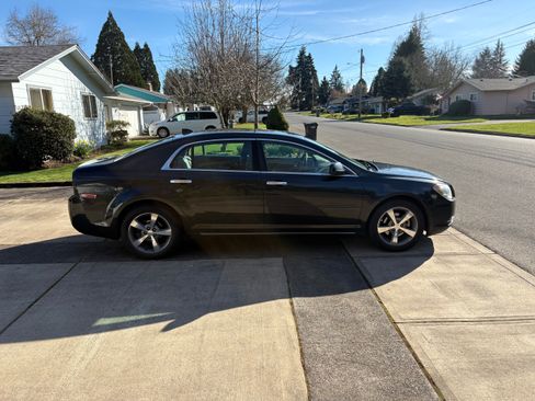 Used 2012 Chevrolet Malibu LT w/ Power Convenience Package image 6