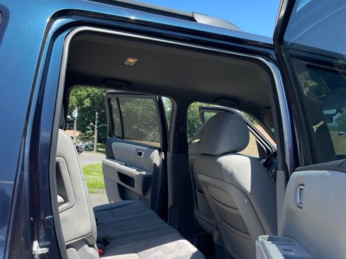 Used 2011 Honda Pilot EX image 14