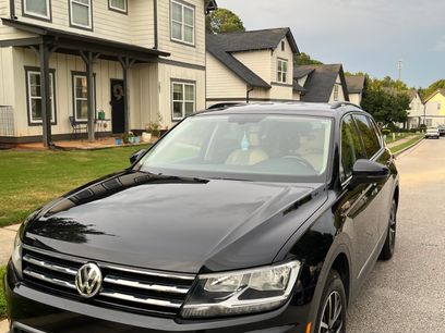 Used 2021 Volkswagen Tiguan SE