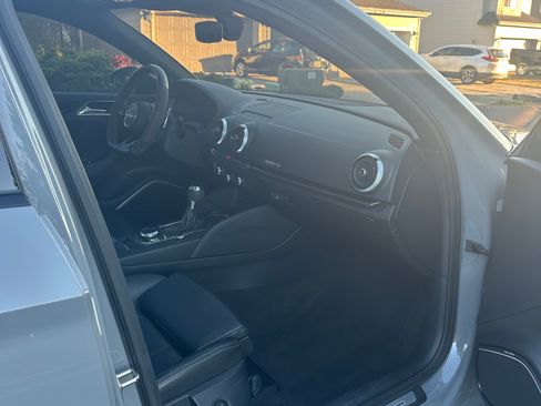 Used 2020 Audi RS 3 w/ Navigation Package AWD/4WD image 4