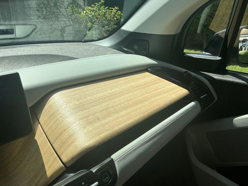 Used 2016 BMW i3 w/ Range Extender image 10