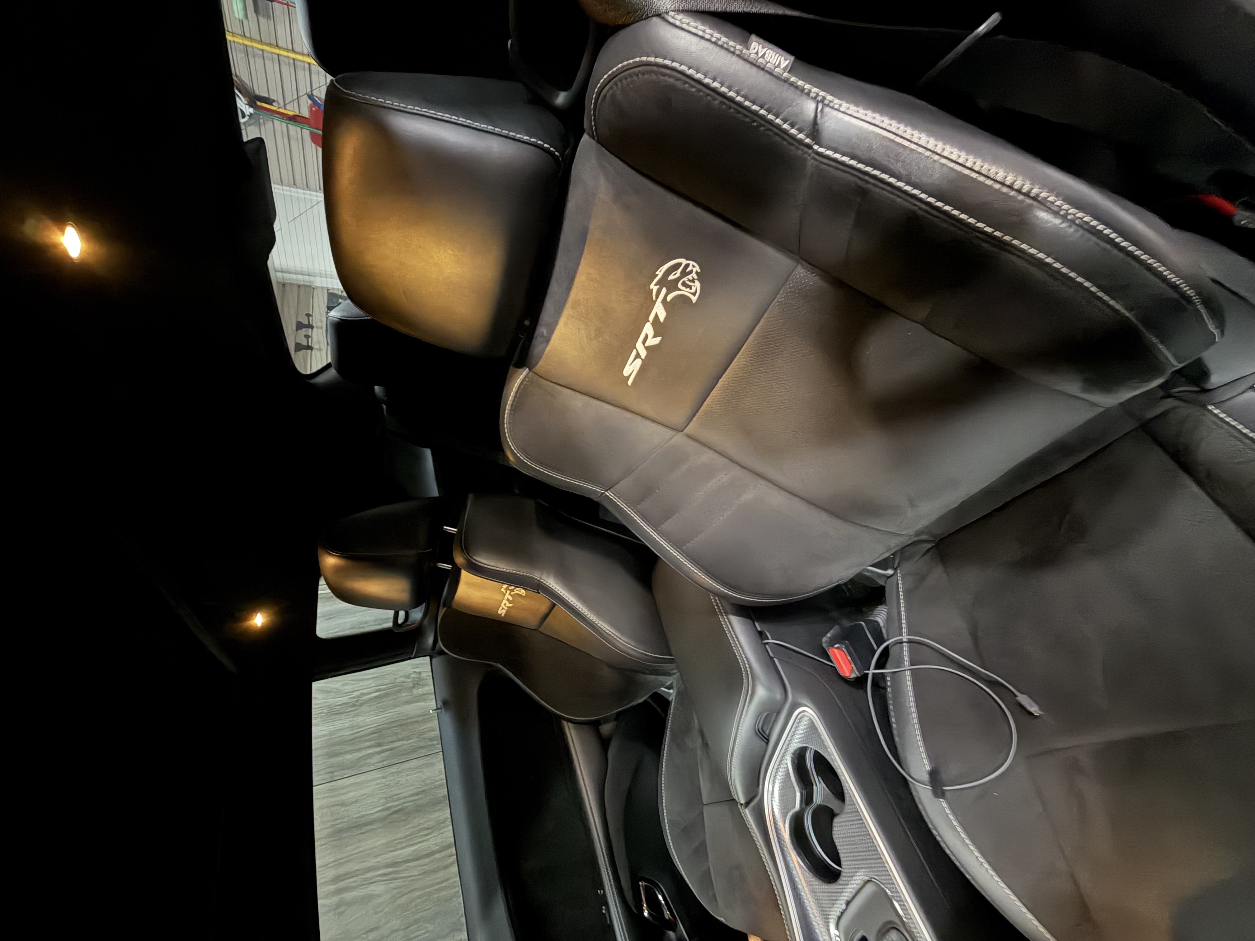 Used 2018 Dodge Challenger SRT Hellcat RWD image 12
