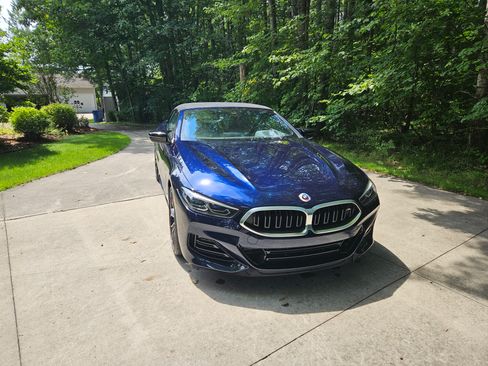 Used 2023 BMW M850i xDrive Convertible AWD/4WD image 4