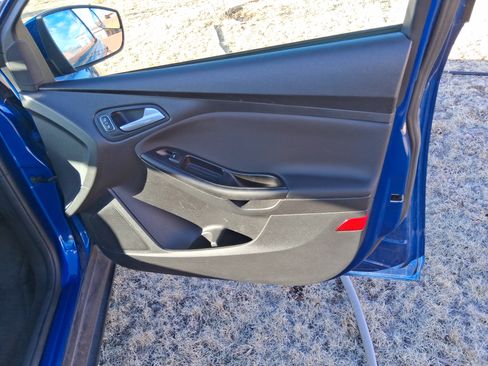 Used 2018 Ford Focus SE image 8