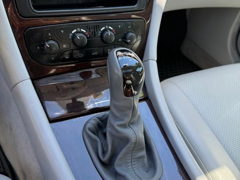 Used 2002 Mercedes-Benz C 240 Sedan image 15