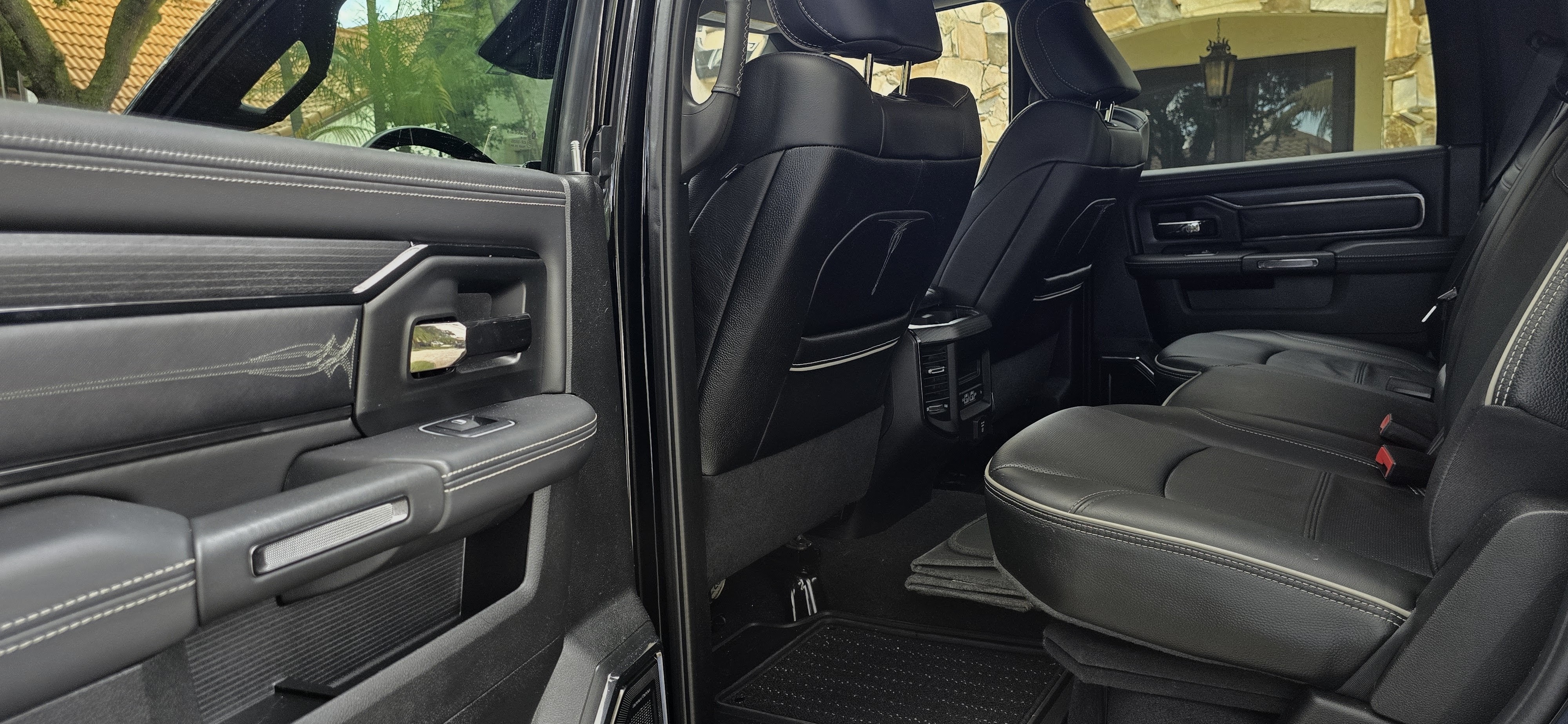 Used 2022 RAM 3500 Limited AWD/4WD image 20