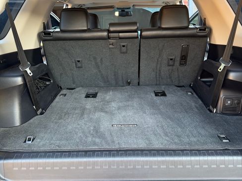 Used 2012 Toyota 4Runner SR5 w/ Premium Pkg w/3rd Row Seat AWD/4WD image 19