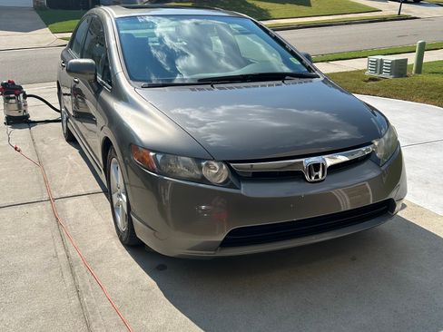 Used 2006 Honda Civic EX image 2
