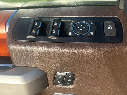 Used 2022 Ford F250 King Ranch w/ King Ranch Ultimate Package image 22