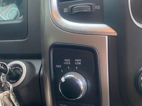 Used 2017 RAM 2500 SLT image 13