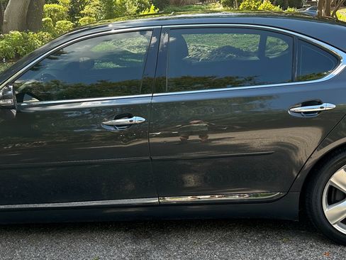 Used 2011 Lexus LS 460 L image 5