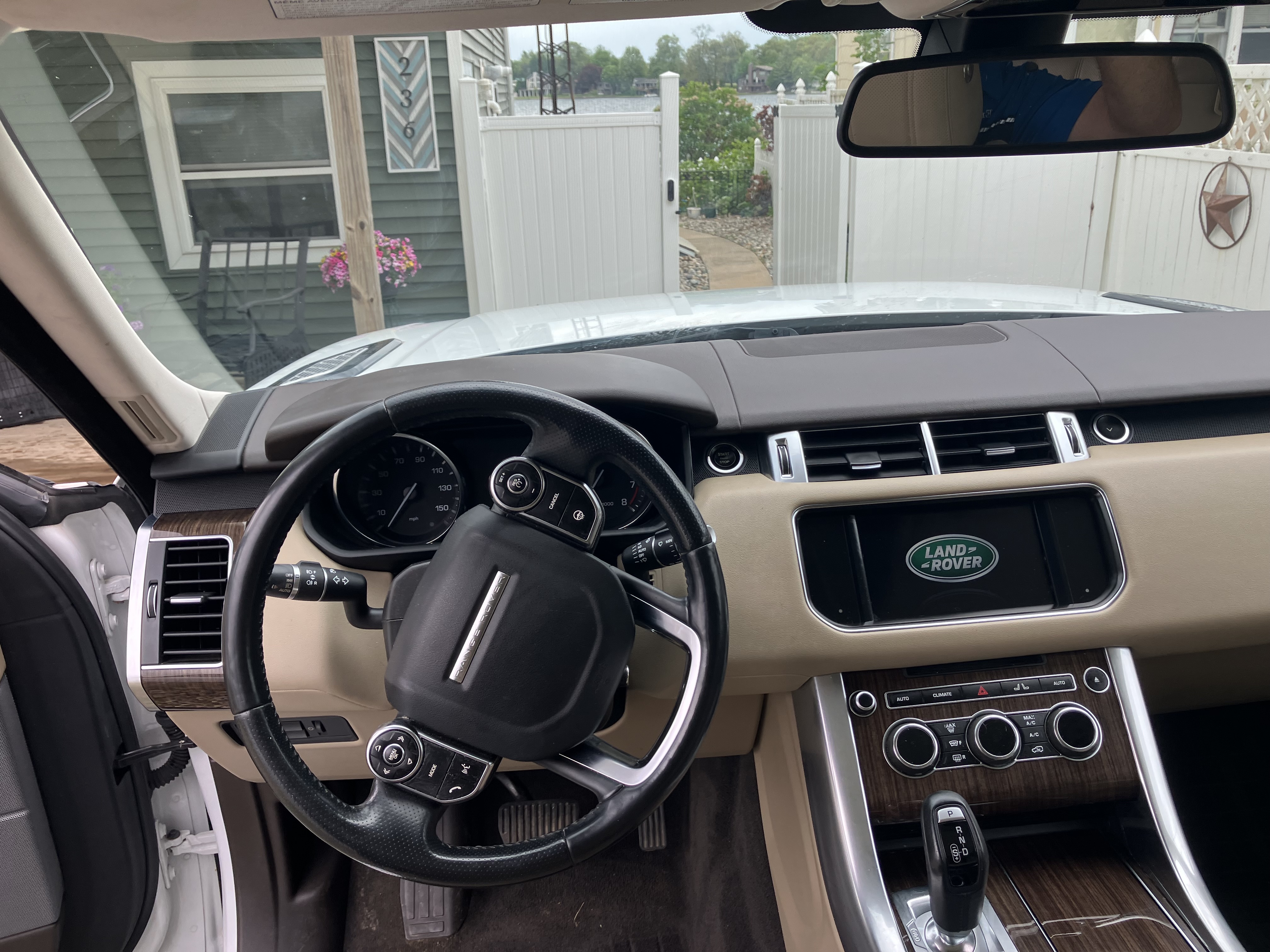 Used 2015 Land Rover Range Rover Sport HSE AWD/4WD image 5