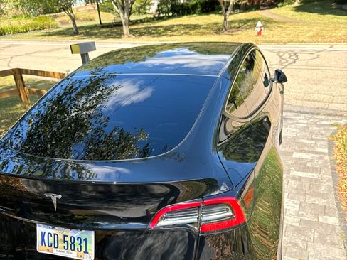 Used 2023 Tesla Model Y Performance AWD/4WD image 9