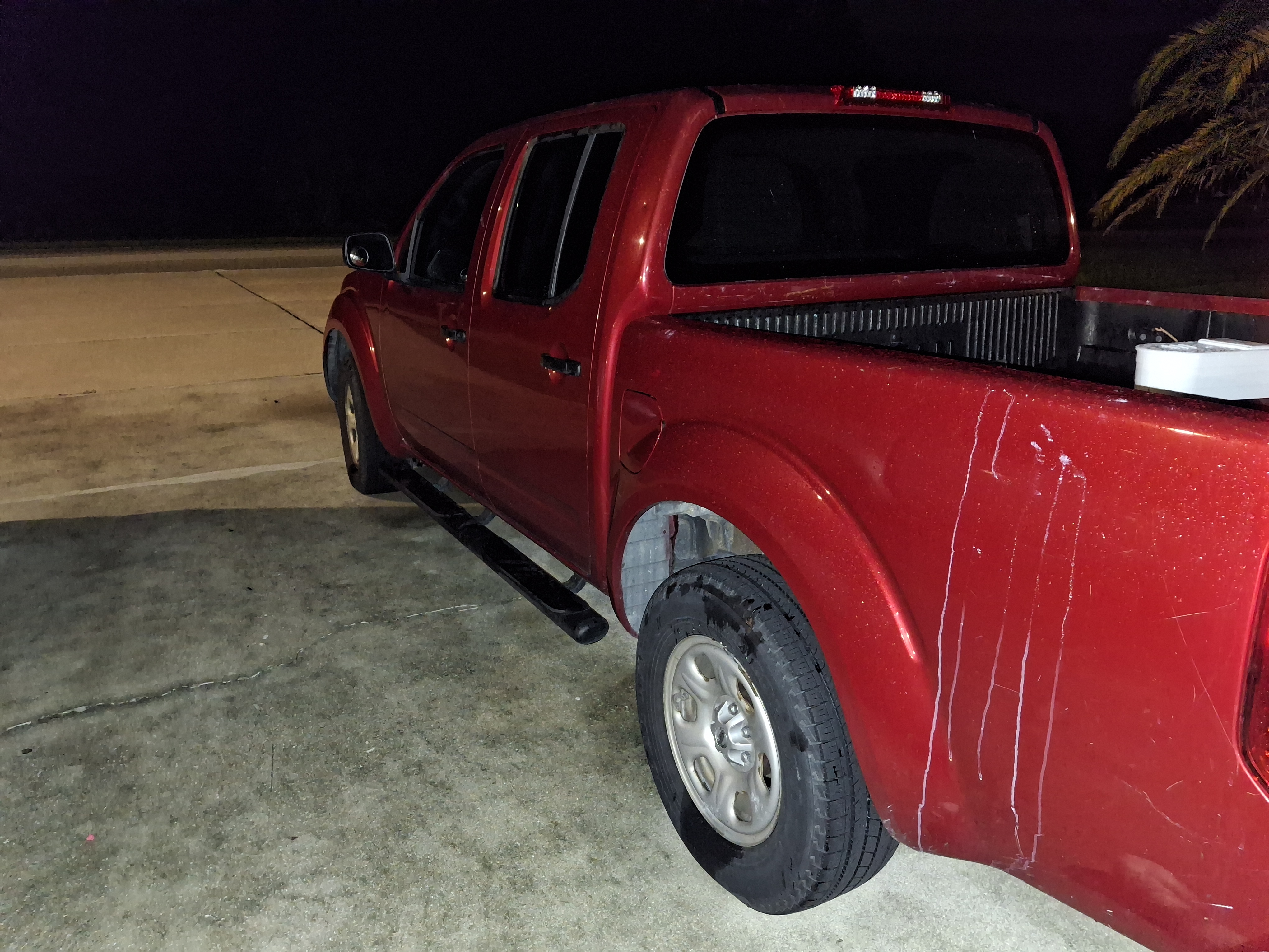 Used 2012 Nissan Frontier S RWD image 4