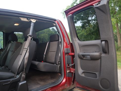 Used 2013 Chevrolet Silverado 1500 LT w/ All-Star Edition AWD/4WD image 8