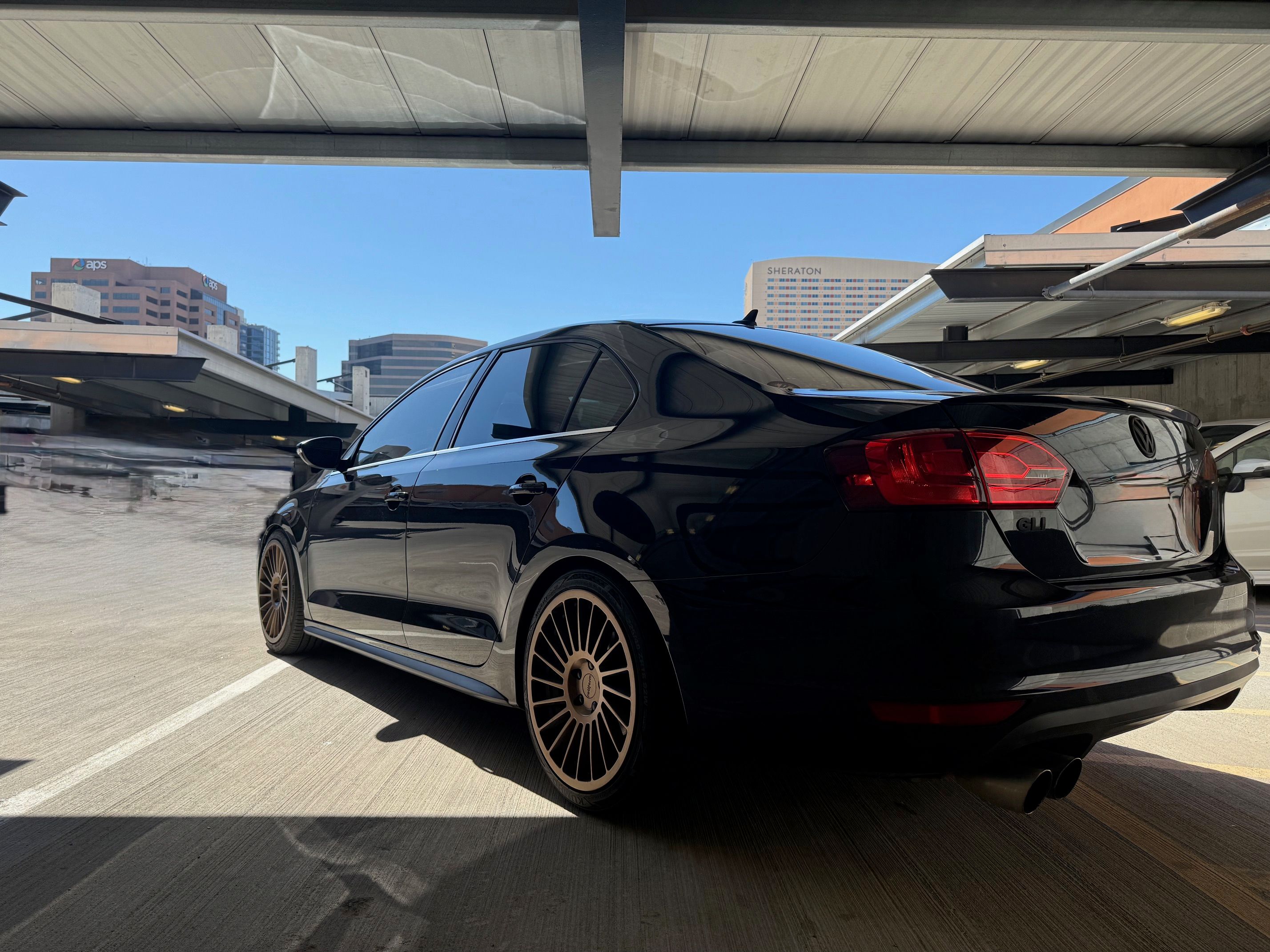 Used 2013 Volkswagen Jetta GLI Autobahn FWD image 6