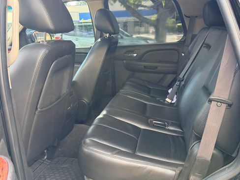 Used 2011 Chevrolet Tahoe LT AWD/4WD image 8