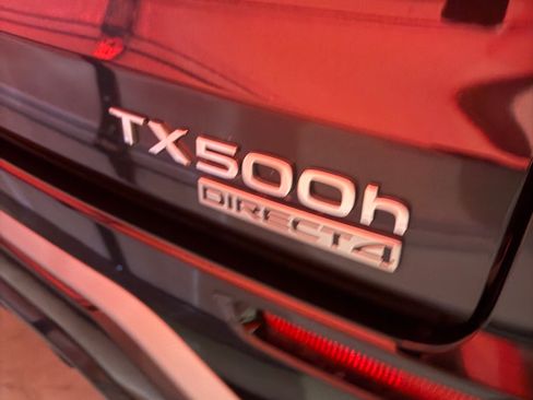 Used 2024 Lexus TX 500h AWD w/ Technology Package image 6