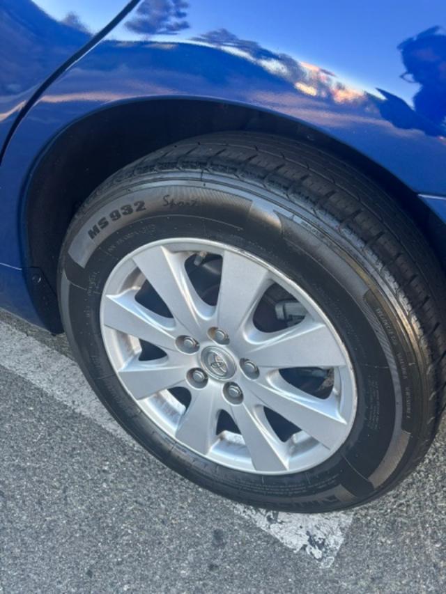 Used 2010 Toyota Camry FWD image 13
