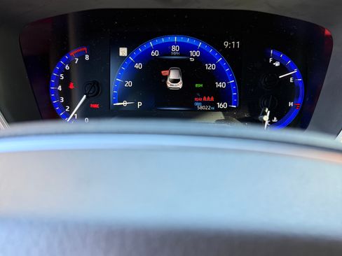 Used 2019 Toyota Corolla XSE image 6