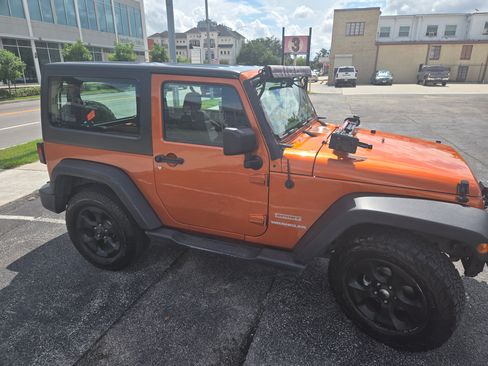 Used 2011 Jeep Wrangler Sport AWD/4WD image 4