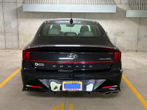 Used 2023 Hyundai Sonata Limited w/ Cargo Package FWD image 10