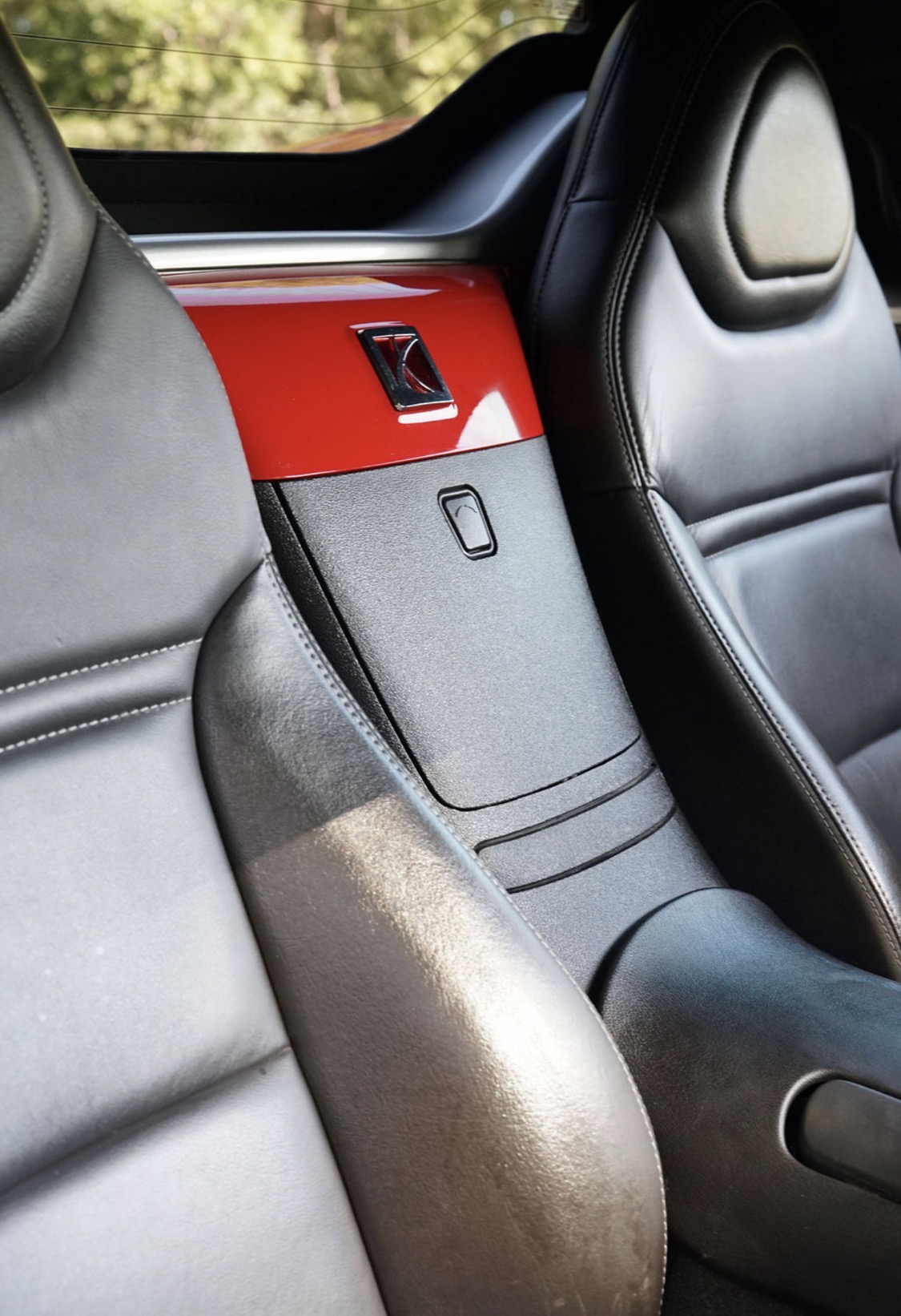 Used 2009 Saturn Sky w/ Premium Trim Package RWD image 10