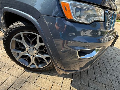 Used 2020 Jeep Grand Cherokee Limited AWD/4WD image 5