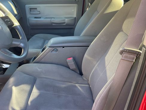 Used 2006 Dodge Dakota SLT w/ Trailer Tow Group image 5